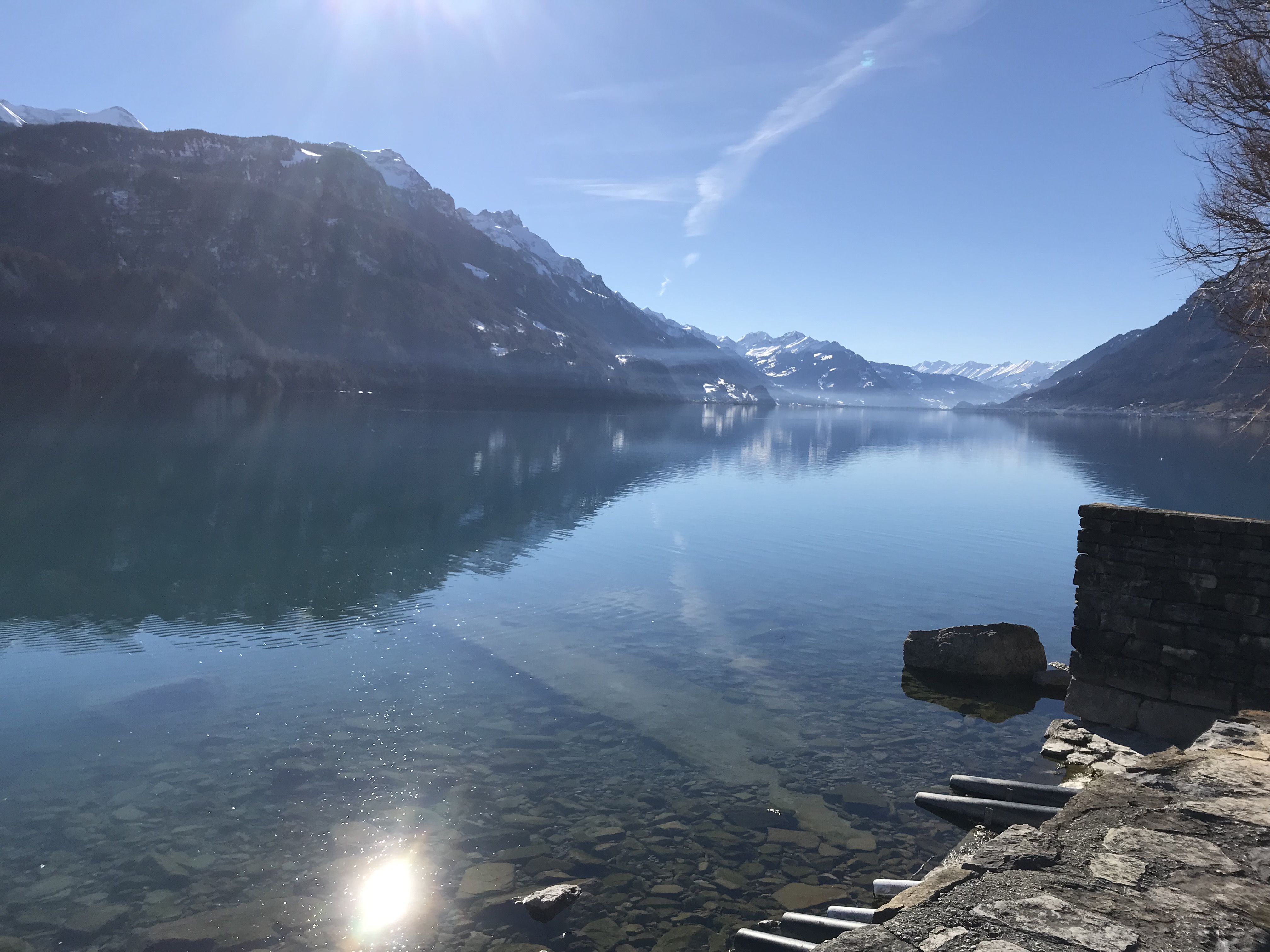 15 minutes walk to the lake